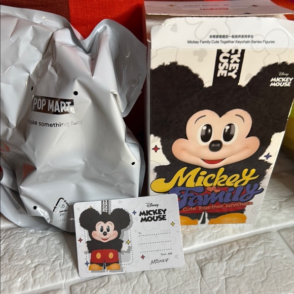 Confirmed Mickey Disney Mickey Mouse Collectible Keychain - Black and Red - Picture 4 of 5